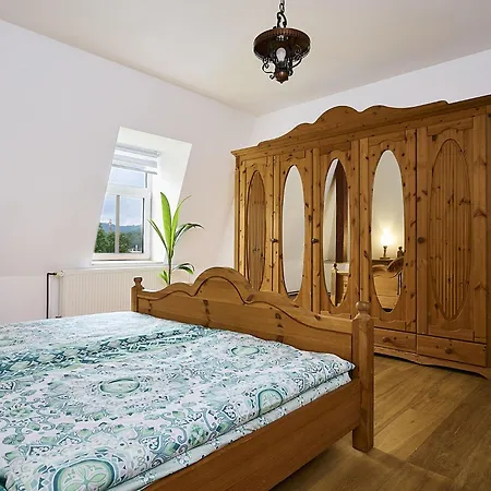 Riedlovka By Interhome Polubny