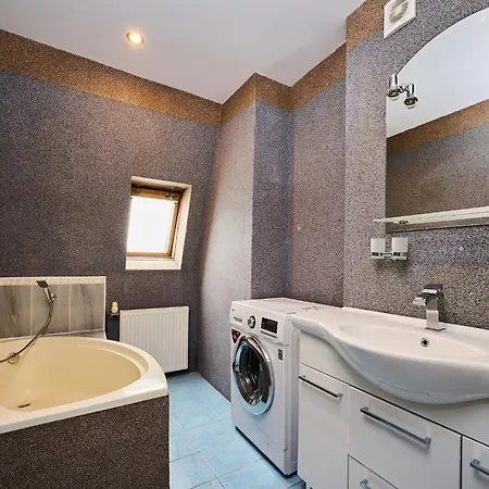 Riedlovka By Interhome شقة Polubny