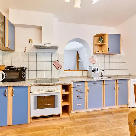 Riedlovka By Interhome * Polubny